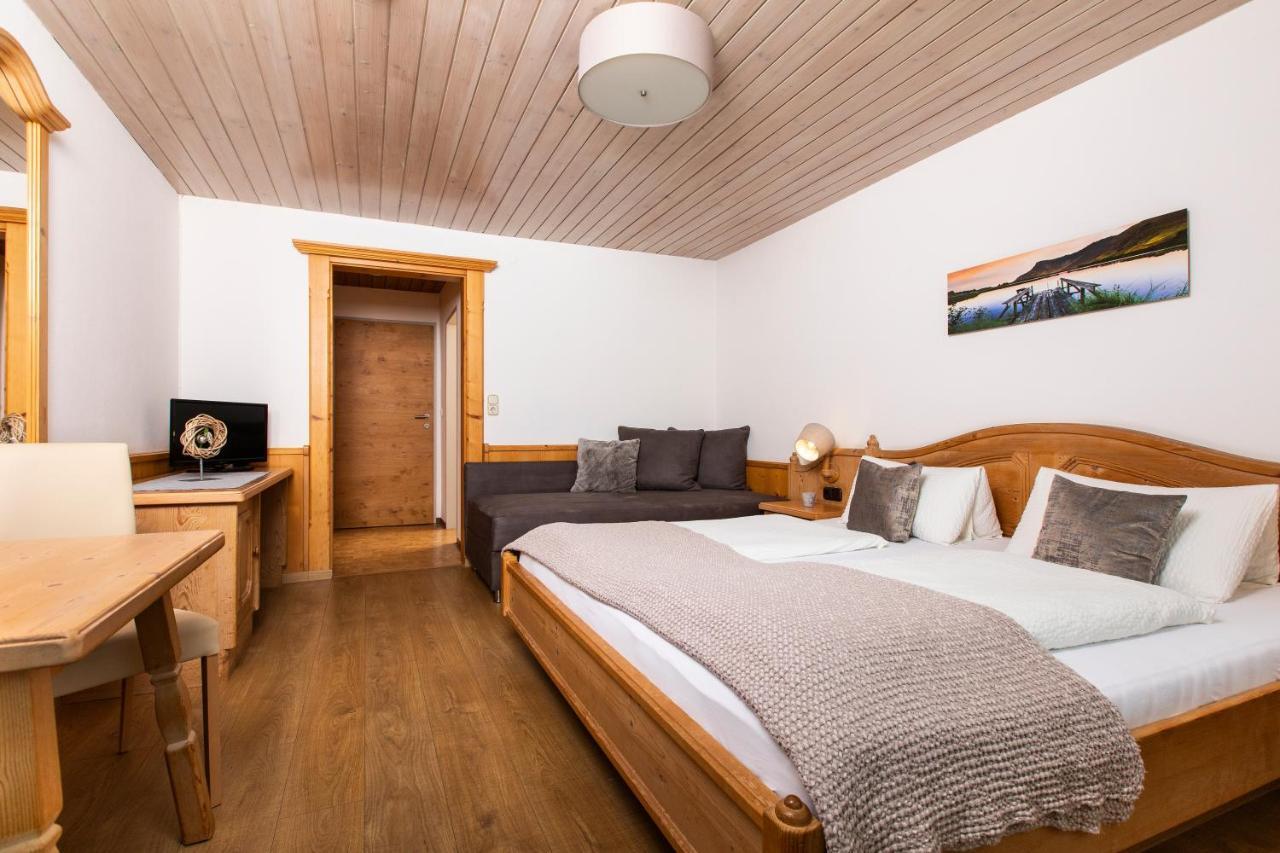 Pension Maislinger Fieberbrunn Exteriör bild